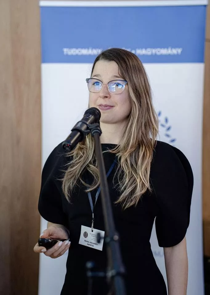 Dr. Nemes Alexandra felszólal a Rozsnyai Mátyás Emlékversenyen